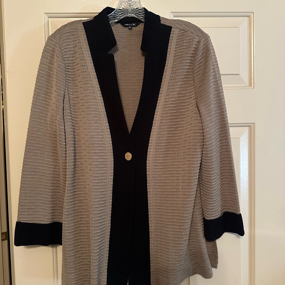 Misook Black and Tan Knit Cardigan